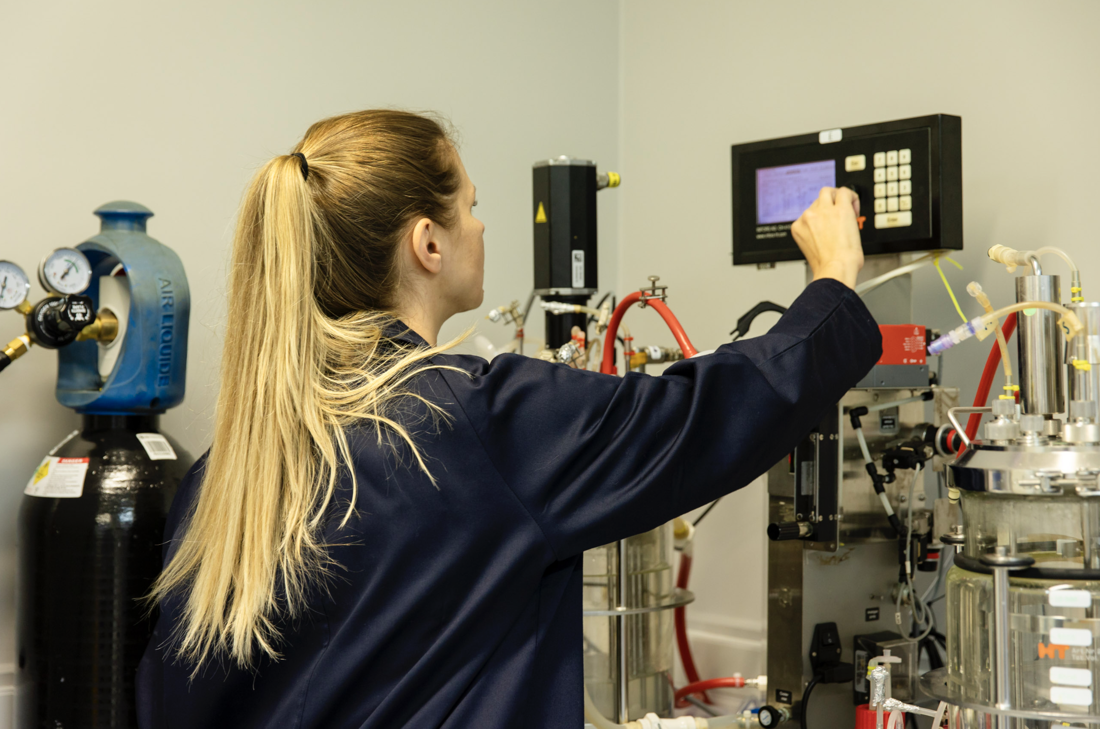 Daisy Lab Precision Fermentation 